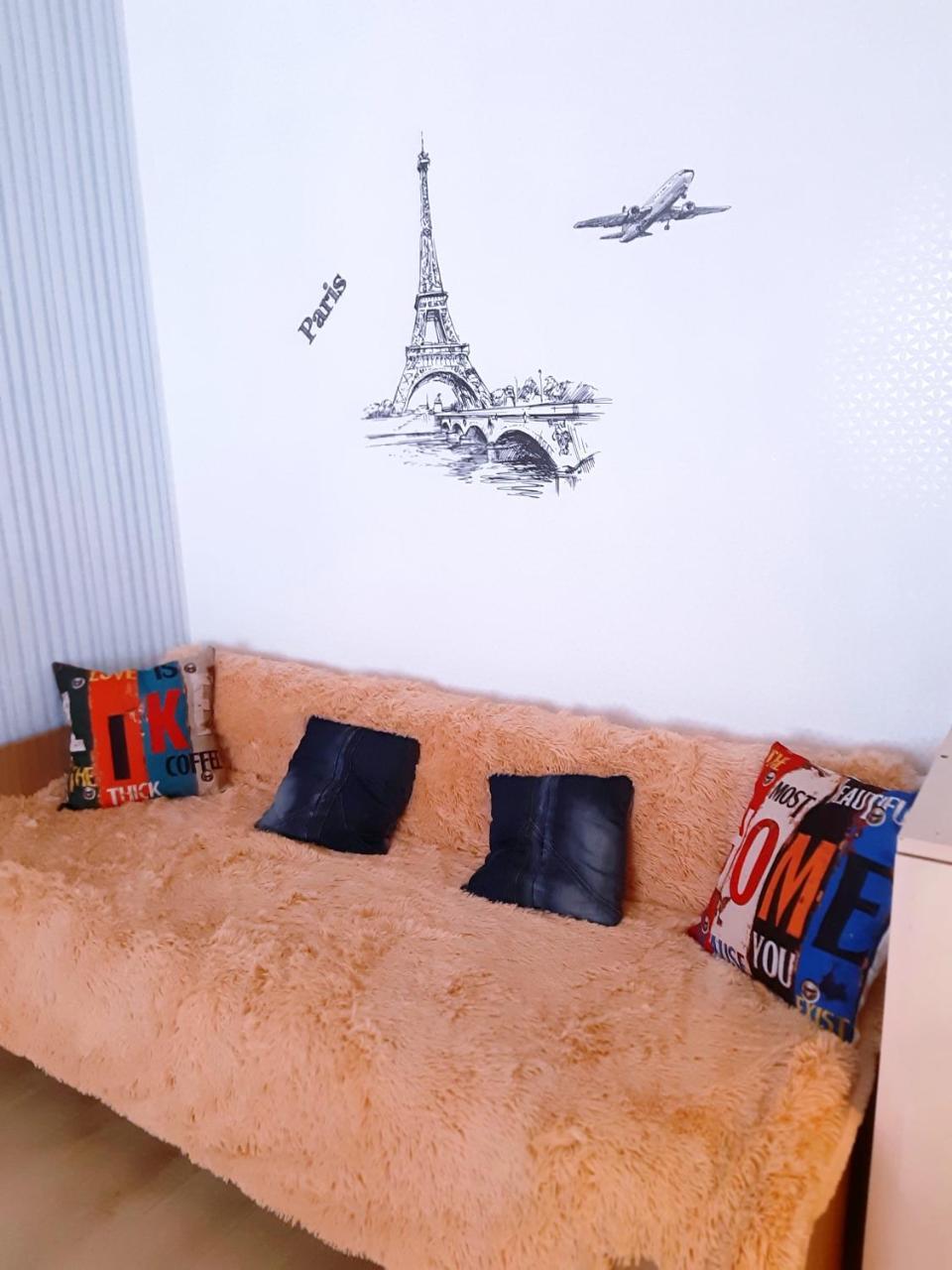 Standard Apartment On Umanskaya Kiev Buitenkant foto